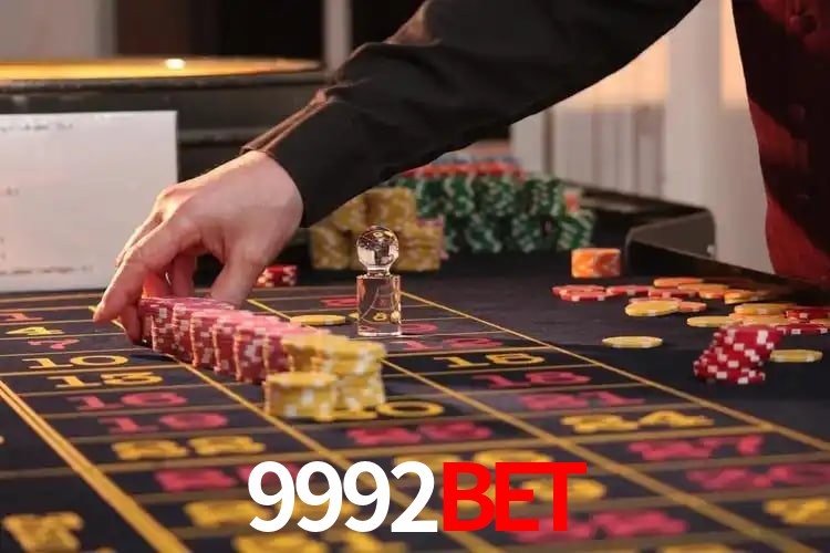 A Experiência Imersiva dos Cassinos Ao Vivo no 9992Bet